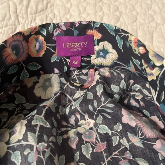 Liberty of London bathrobe - Picture 7 of 10